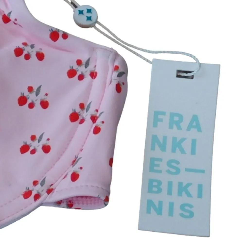 NWT Frankie’s Bikini Baby Berry Birdie Bikini Top